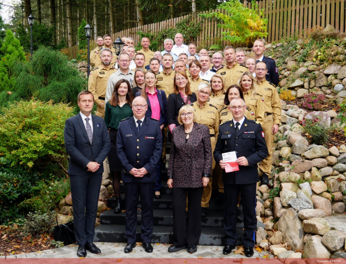 Gruppenfoto der Auftaktkonferenz